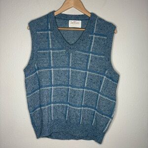 Vintage Jantzen Light Blue Sweater Vest Size Large Great Condition